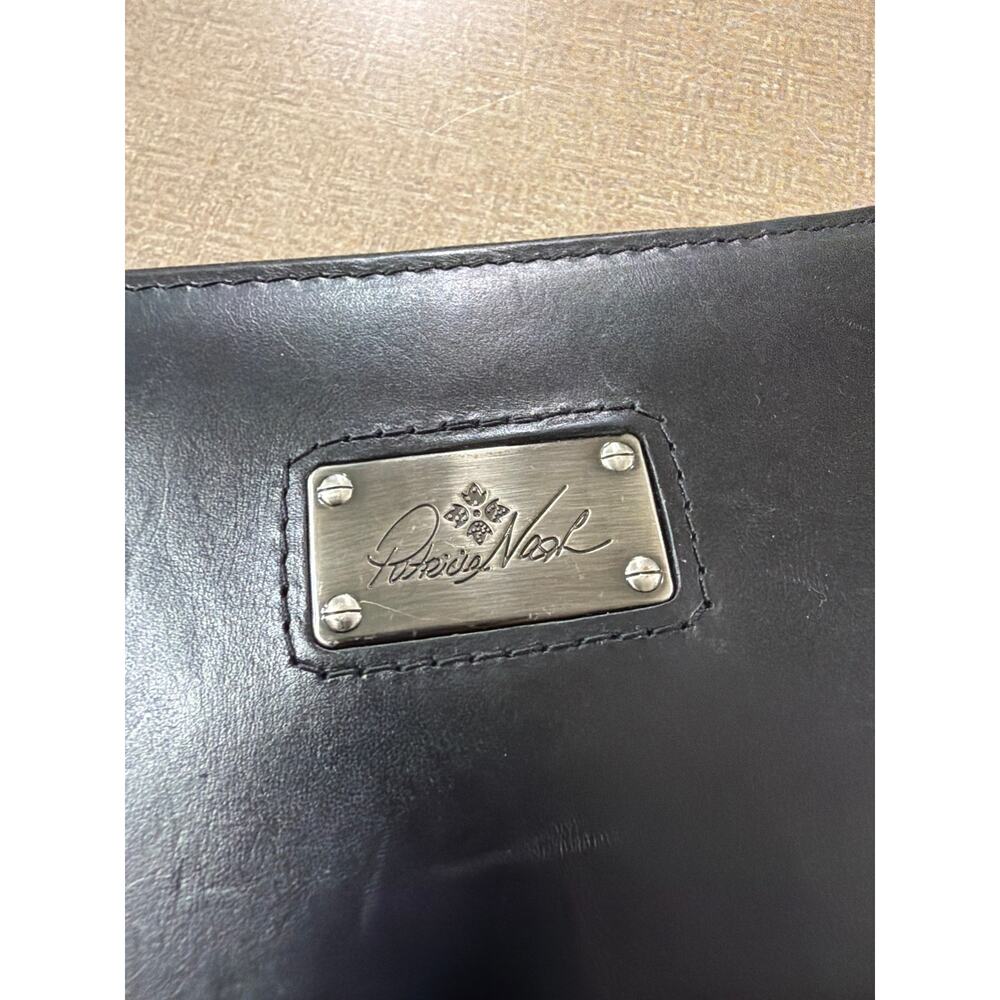 Patricia Nash Black Leather Zip around wallet - Picture 2 of 5